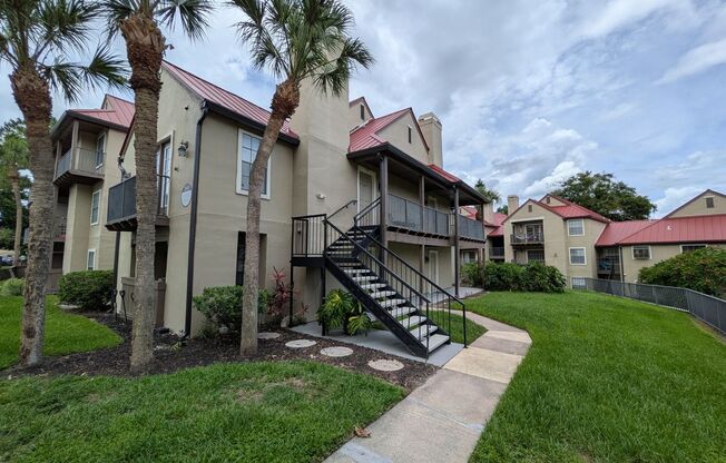 Updated 2 bedroom, 1 bath Condo in Oasis at Pearl Lake