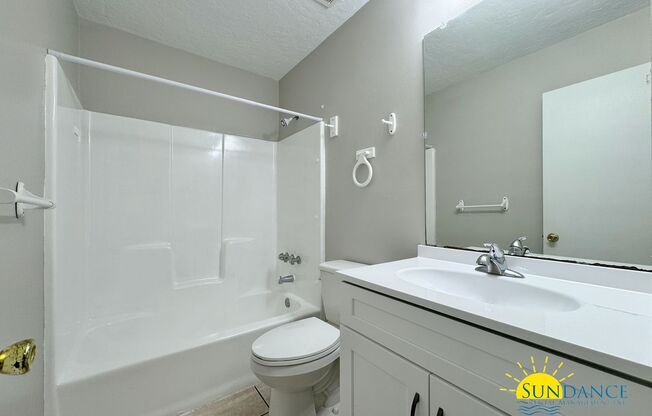 2 beds, 1.5 baths, $1,550, Unit # 11