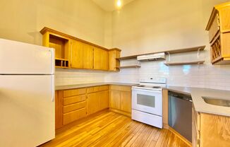 1 bed, 1 bath, 608 sqft, $1,500, Unit 216