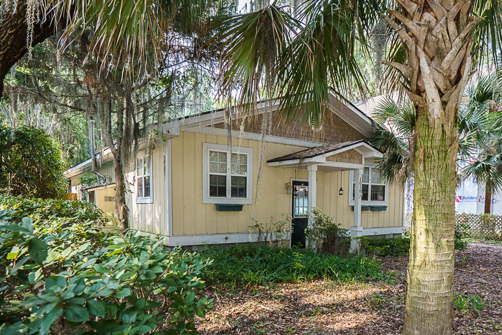 Three Bedroom Home in the Heart of Port Royal