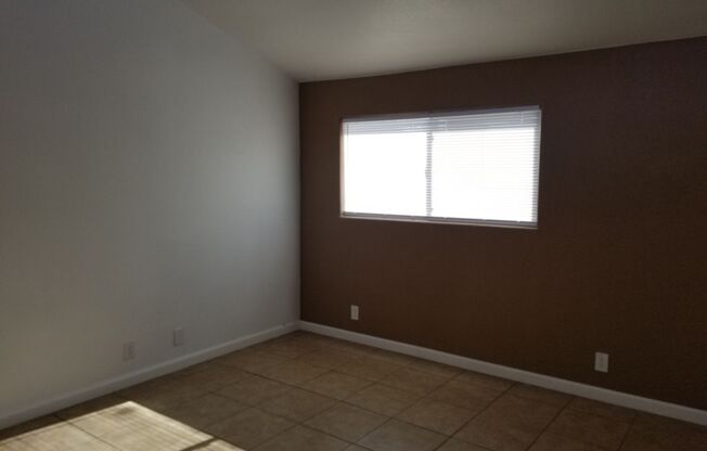 1 bed, 1 bath, 800 sqft, $1,095