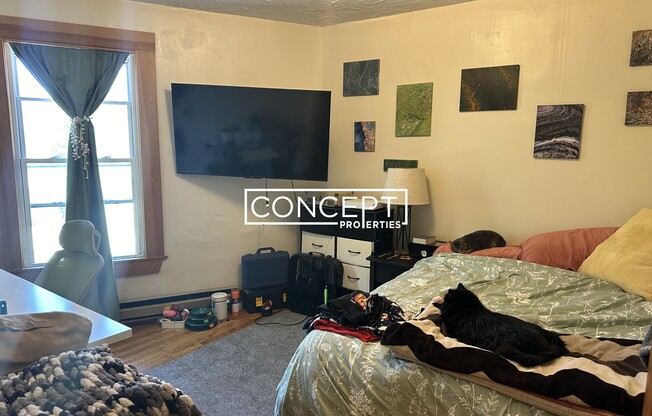 100 RIV ST