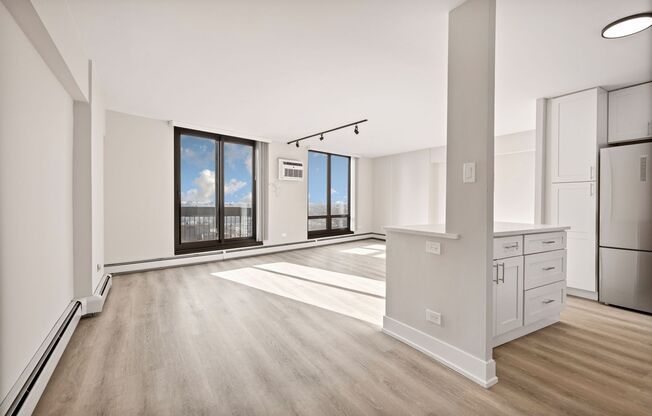 3 beds, 1.5 baths, 1,001 sqft, $3,200, Unit 8H