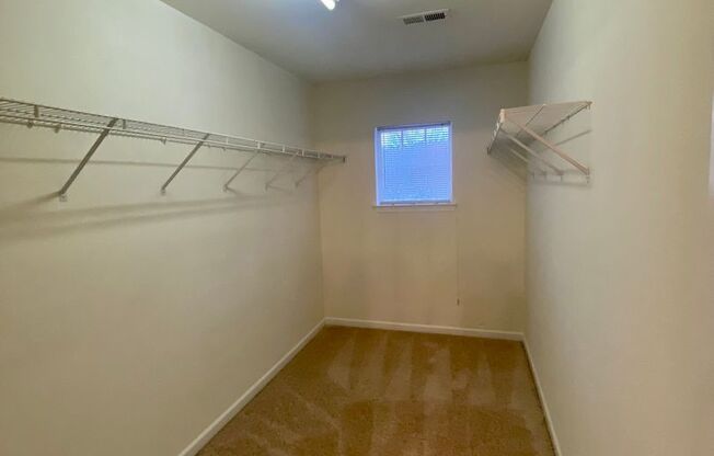 3BR/2.5BA Townhouse in Ballantyne