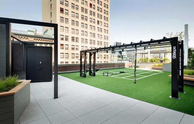 1 bed, 1 bath, $5,050, Unit 18B