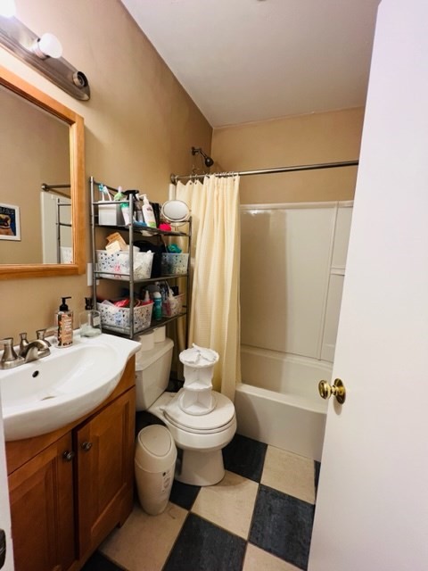 9 RICE ST