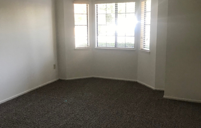 1 bed, 1 bath, 750 sqft, $1,395, Unit 6658