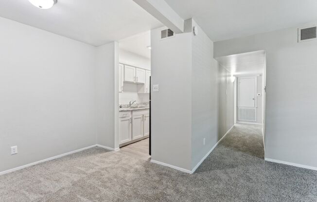 2 beds, 2 baths, 1,120 sqft, $1,250