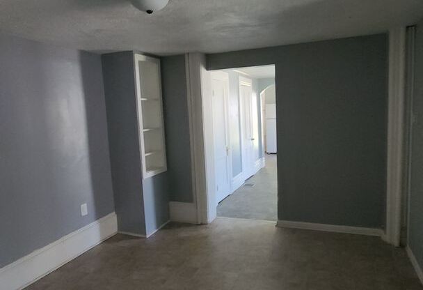 1 bed, 1 bath, 900 sqft, $795