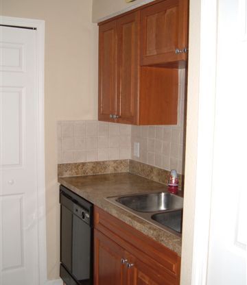 1 bed, 1 bath, $1,400