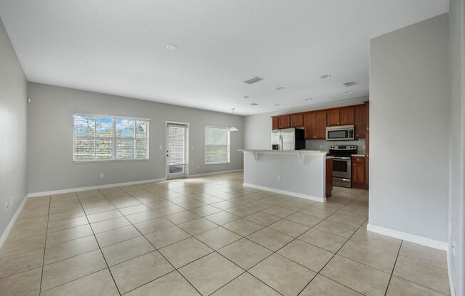 Spacious Water View 3/2.5/1 Winter Park Townhome Available Now!