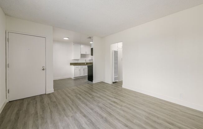 1 bed, 1 bath, 650 sqft, $1,895, Unit 03