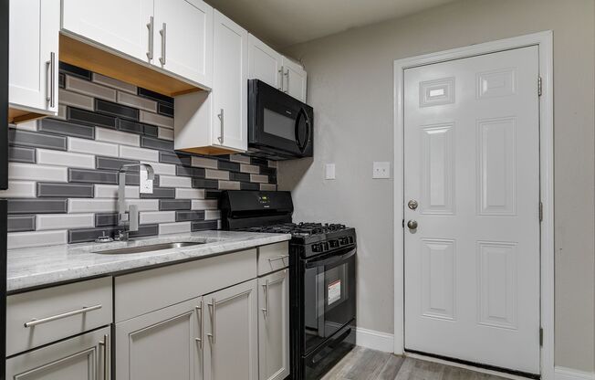 Brand-New 2 Bedroom - Newly Renovated, Ready for Move In!!!