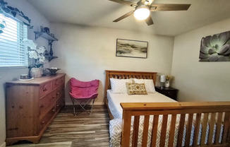 2 beds, 1 bath, $2,400, Unit Guest House