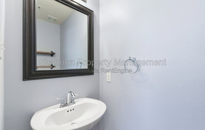 11711 RED HUMMINGBIRD DR