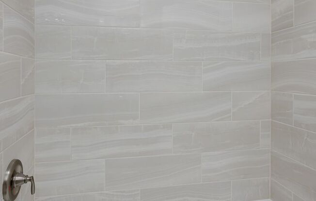 1 bed, 1.5 baths, 667 sqft, $2,400, Unit 8L