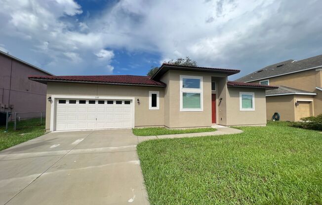 4 beds, 2 baths, $1,699