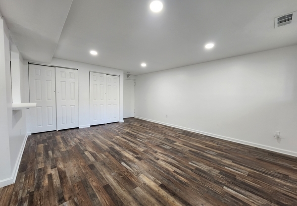 Living/Dining Area-Classic