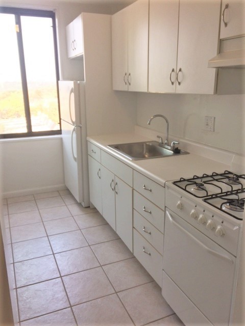 1 bed, 1 bath, 695 sqft, $2,295, Unit 0817