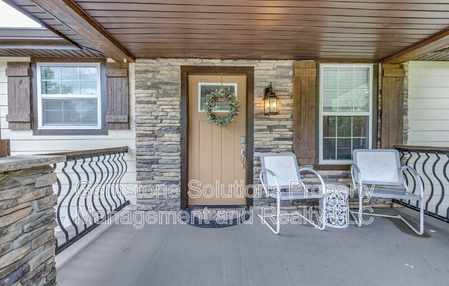 1406 LILLIAN ST