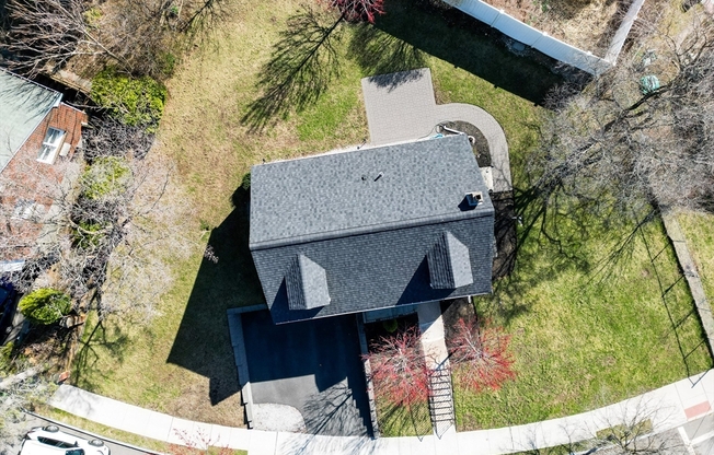 60 EVERETT AVE
