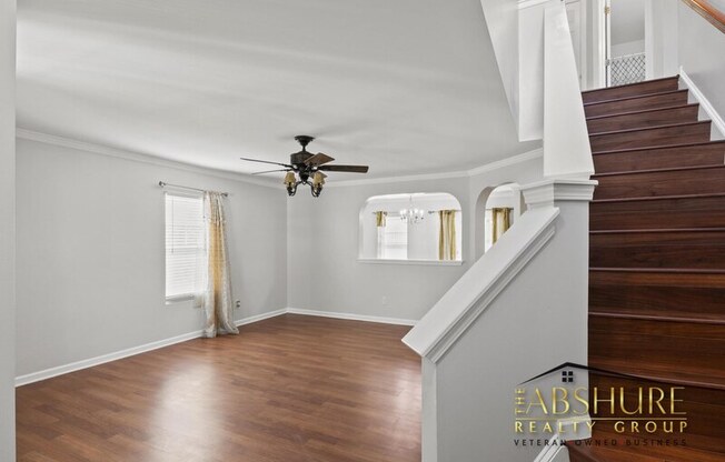 3704 HINTON GRV PL