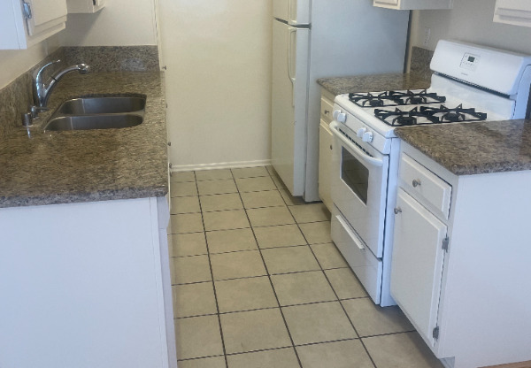 4072 INGLEWOOD BLVD