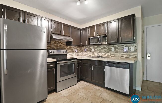Move-In Ready 2 Bedroom Condo – Steps from Port Royal Sound - Available Now!