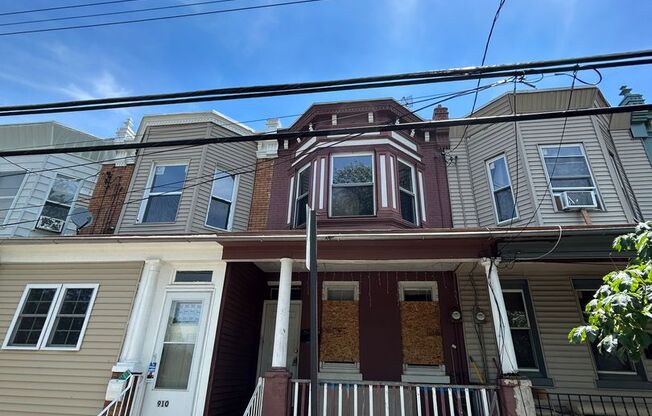 3 BD / New renovation CO