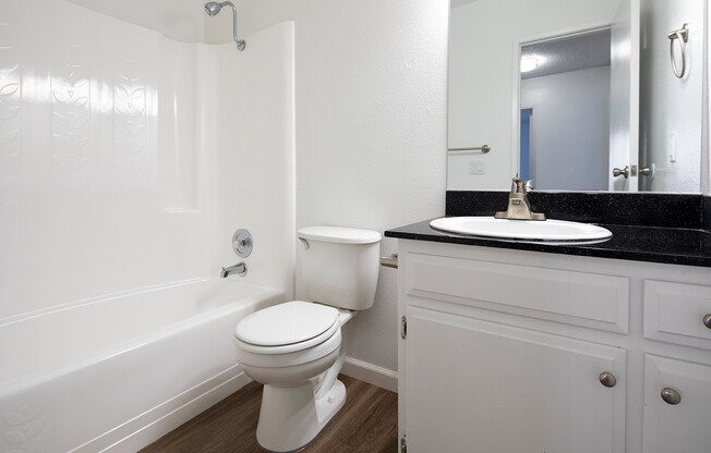 2 beds, 1 bath, 1,001 sqft, $2,395, Unit B-10