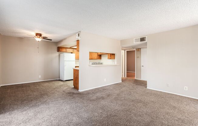 2 beds, 2 baths, $1,075, Unit # 2
