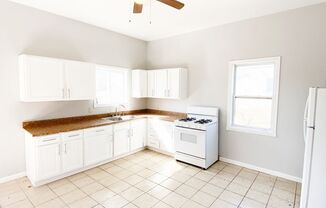 3 beds, 2 baths, $1,300