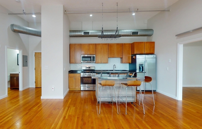 960 BROADWAY