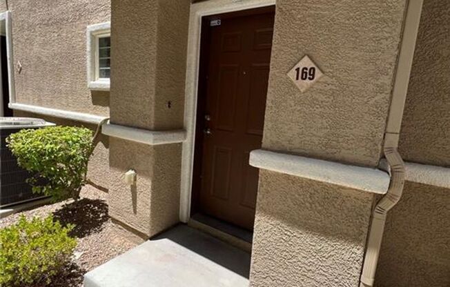 2 beds, 2 baths, $1,895, Unit 169