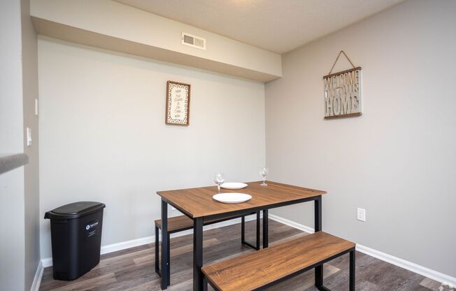 2 beds, 2 baths, $1,495, Unit 7112-2A