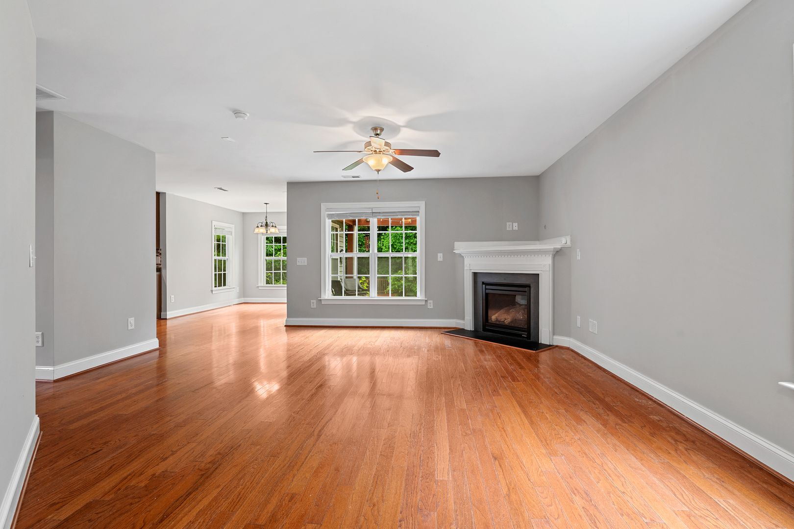 Charming 4-Bedroom Home in Braxton Village – Prime Holly Springs Location!