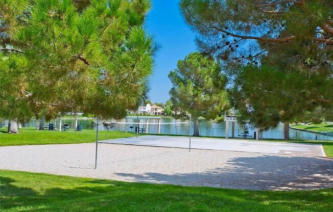 3 beds, 2 baths, $1,795, Unit # 2084