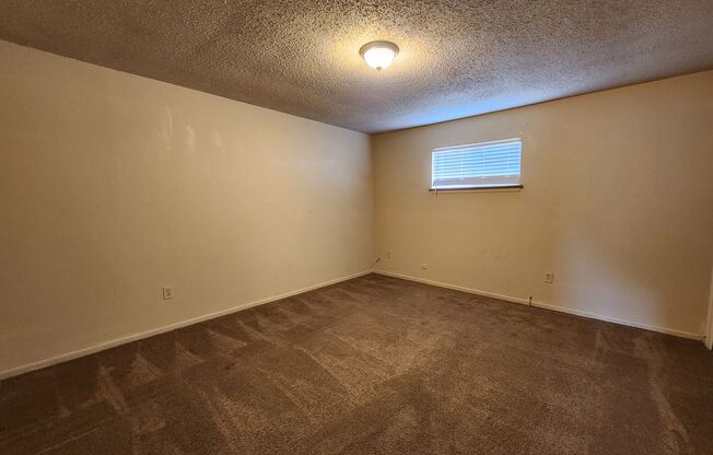 2 beds, 1.5 baths, 1,041 sqft, $1,125, Unit 416 N 10th - RTR *Move-In Special: $300 Off 1st Month's Rent!*(appx1+Deposit)