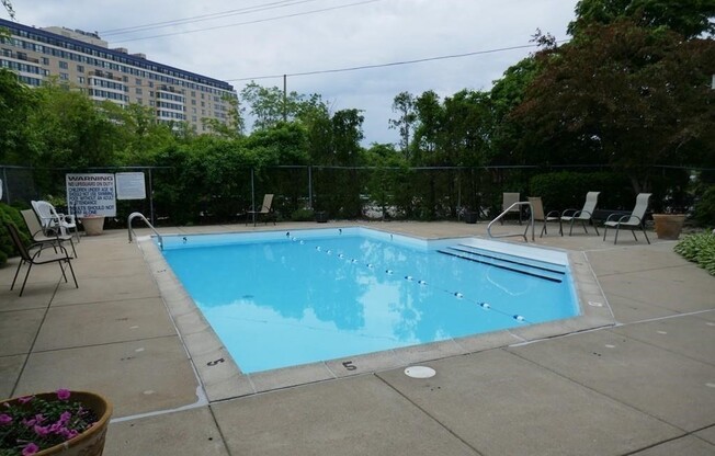 1 bed, 1 bath, 640 sqft, $2,000, Unit 113