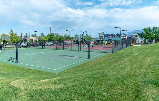 3 beds, 2.5 baths, 1,651 sqft, $2,145, Unit 591