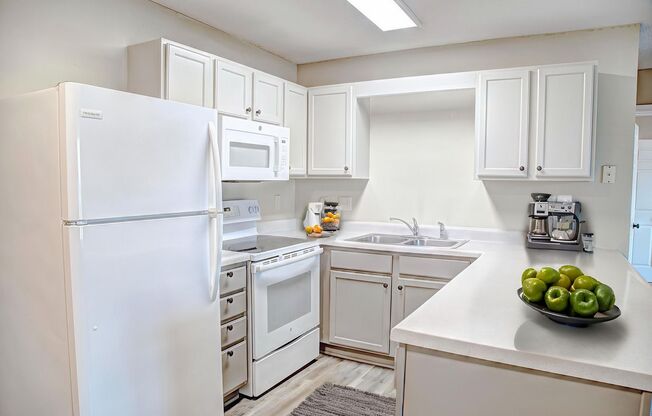 1 bed, 1 bath, $1,395, Unit 3695-D