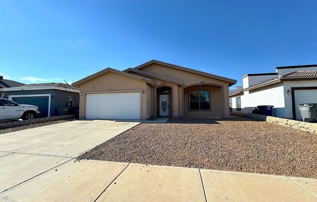 4 beds, 2 baths, $1,635