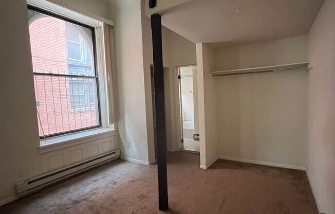 1 bed, 1 bath, 500 sqft, $950, Unit 3311-1F