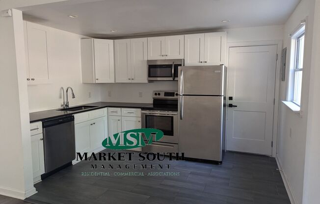 2 beds, 1 bath, 1,122 sqft, $1,900, Unit #2
