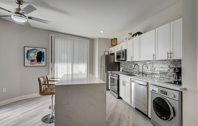 1 bed, 1 bath, $2,000, Unit # 245