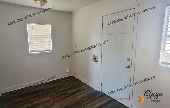 2 beds, 1 bath, 679 sqft, $800, Unit 520 Ward Front