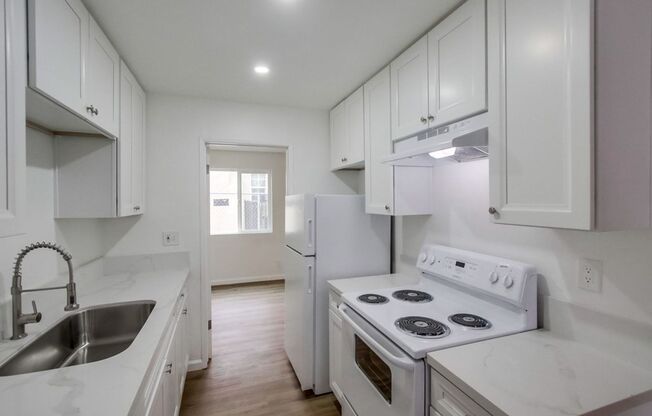 1 bed, 1 bath, $1,650, Unit 9