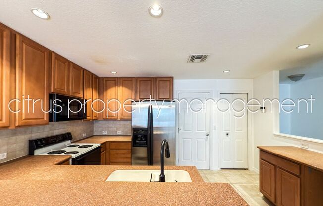 NEW PRICE REDUCTION! Gated Waterford Villas Townhome Community!!
