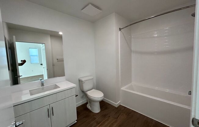 1 bed, 1 bath, 514 sqft, $2,495, Unit 2116-104