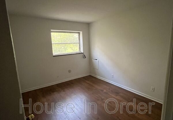 30 EDGEMONT RD
